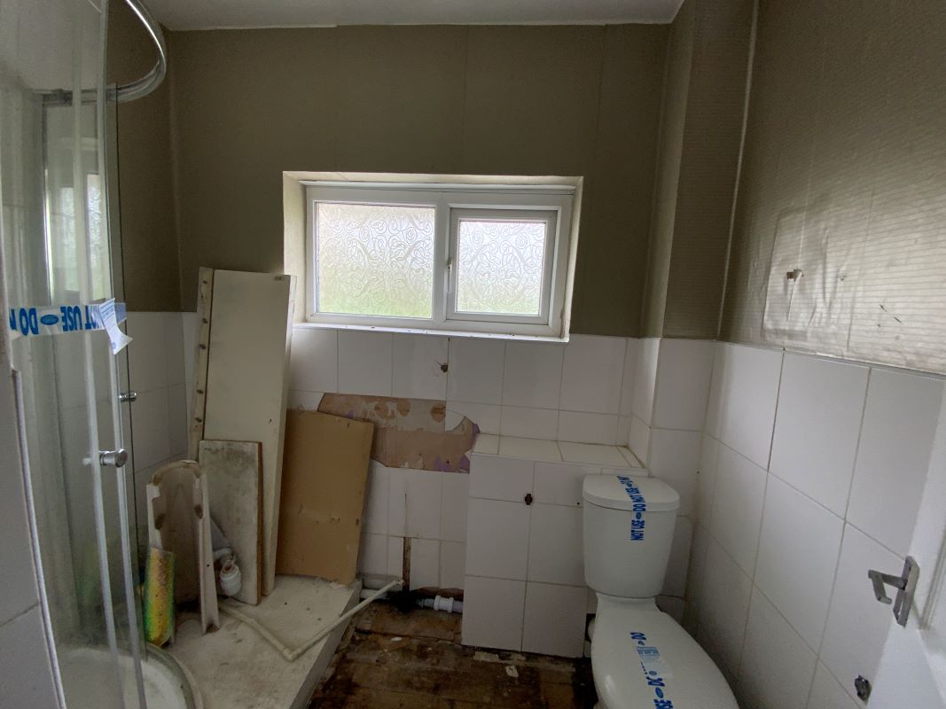 3 bedroom end terraced house in Wolverhampton