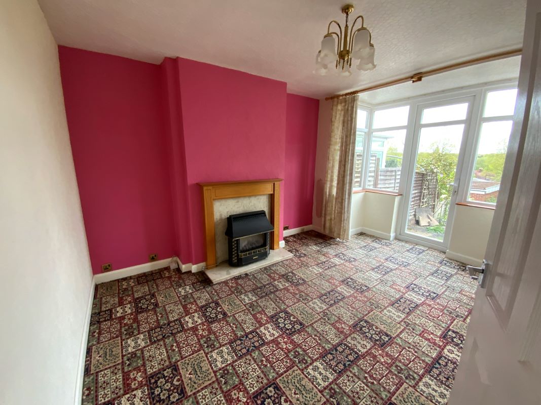 Three bedroom semi detached house in Erdington