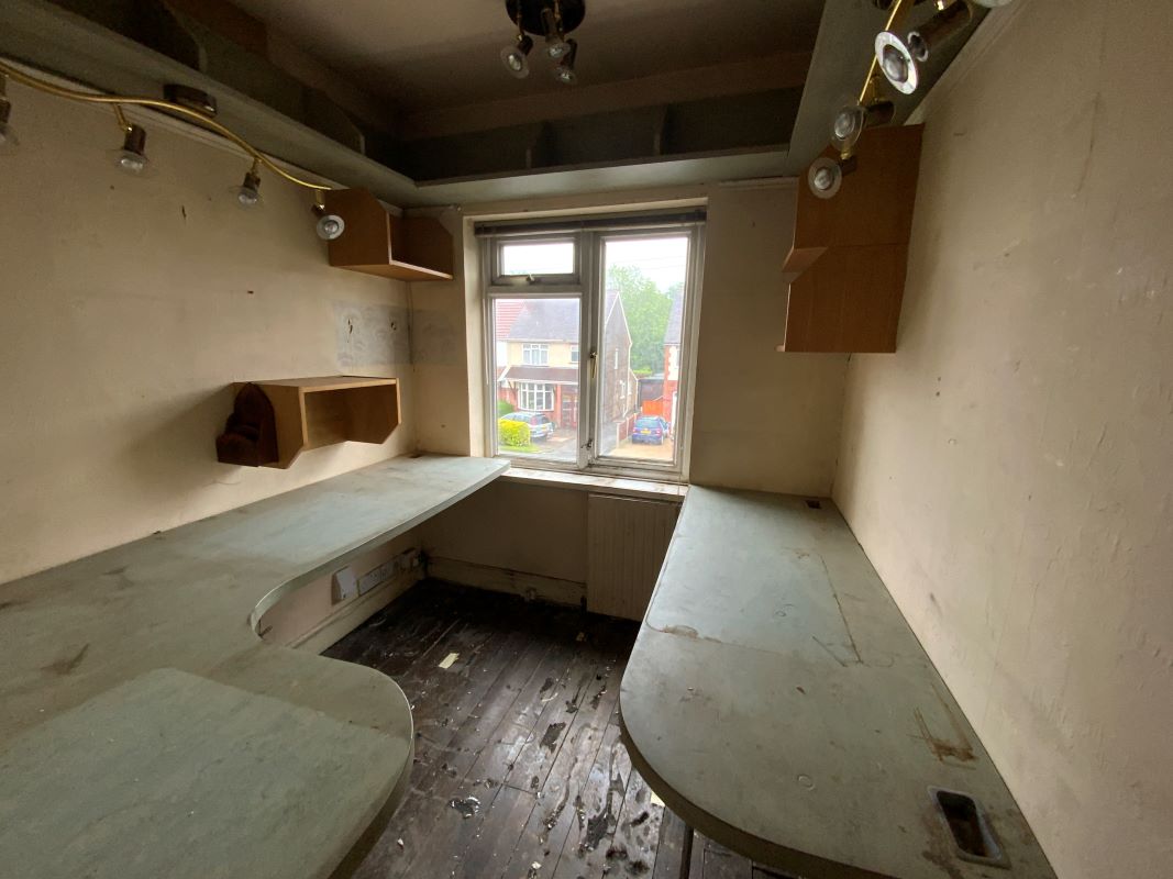 3 bedroom semi detached house in Wolverhampton