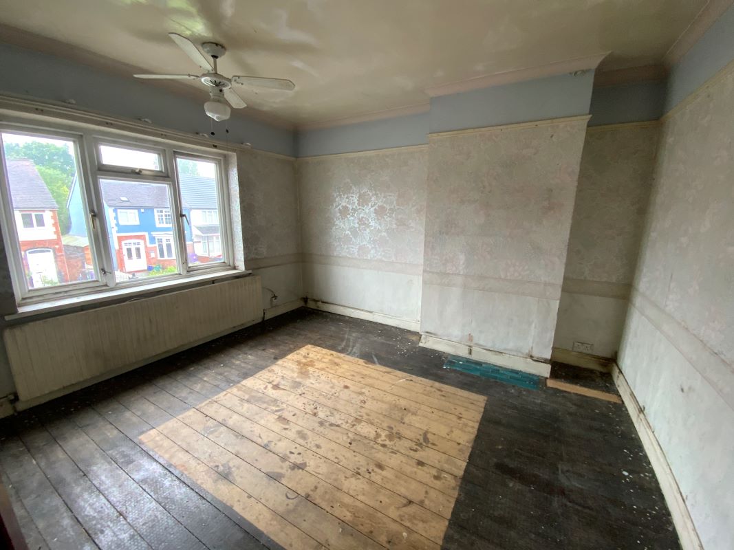 3 bedroom semi detached house in Wolverhampton