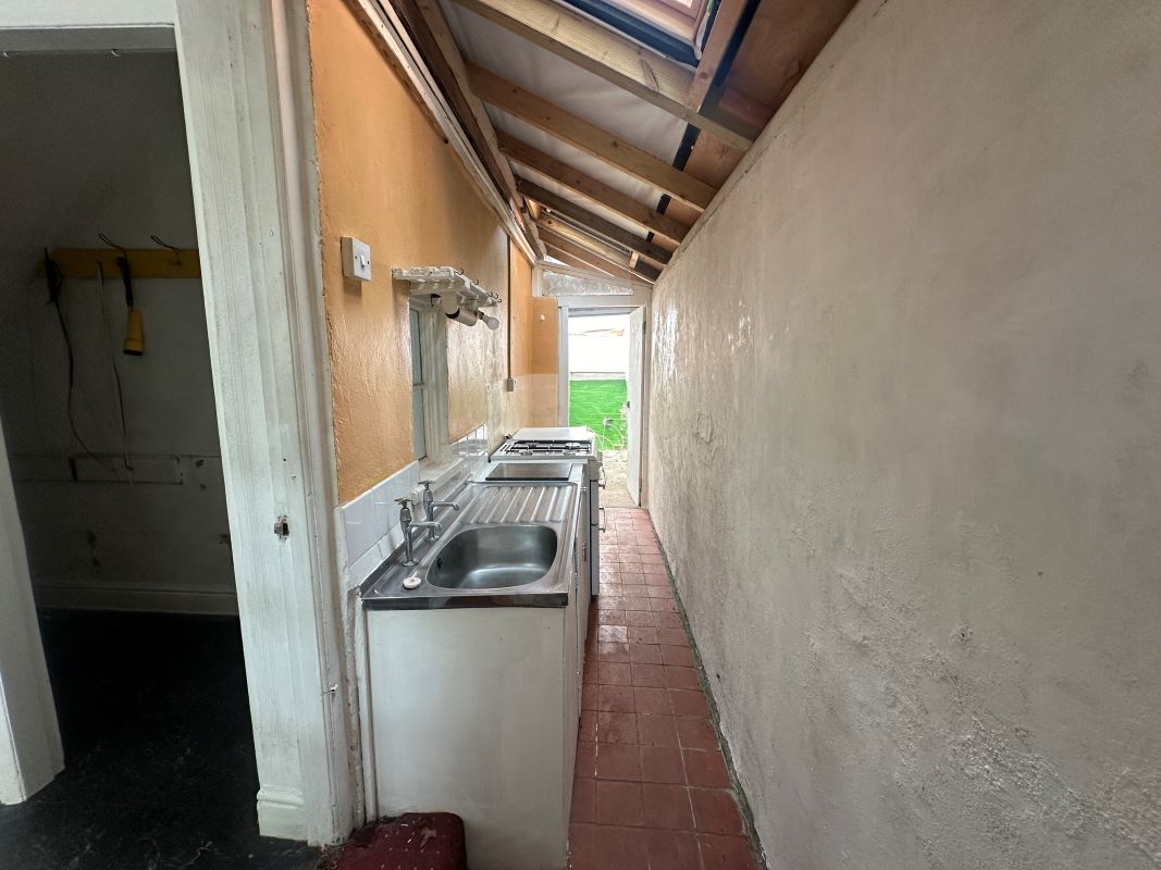 2 bedroom semi detached house in Great Barr