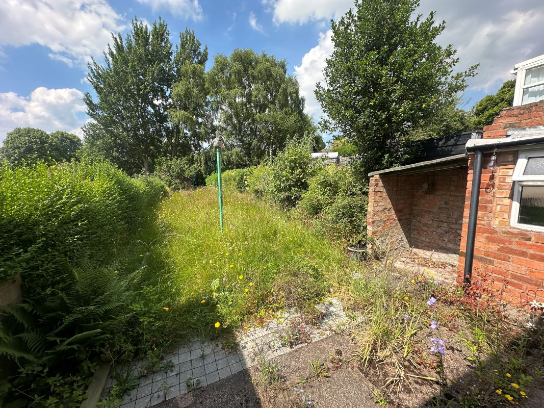 2 bedroom semi detached house in Great Barr