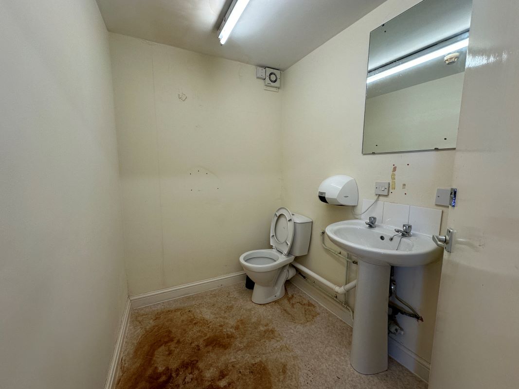 Grade II listed mixed use property in Bridgnorth 