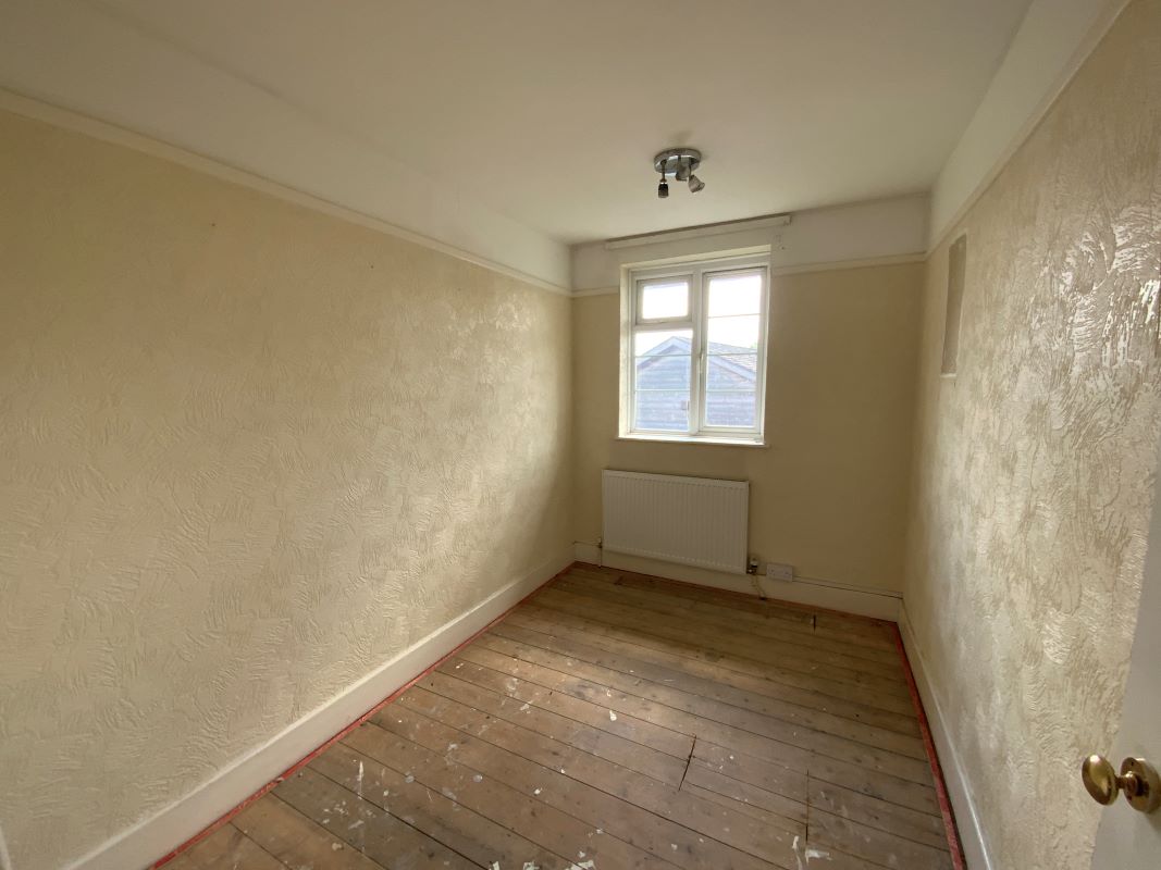 3 bedroom detached house in Wolverhampton