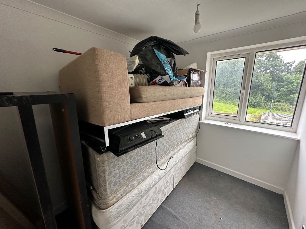 3 bedroom mid terraced house in Birmingham 