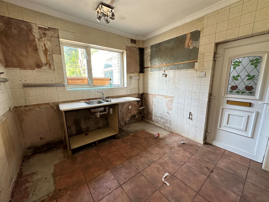 3 bedroom semi detached house in Sutton Coldfield 