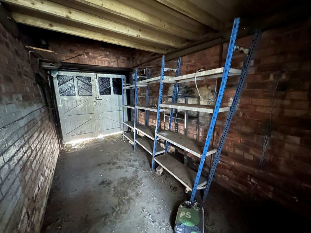 3 bedroom semi detached house in Sutton Coldfield 