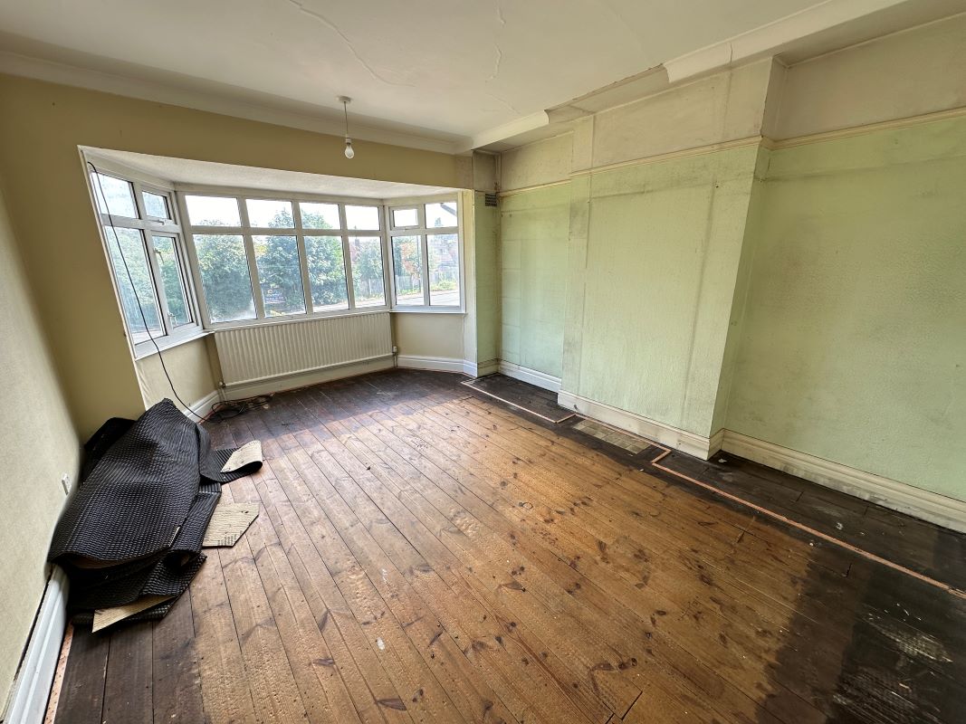 3 bedroom semi detached house in Sutton Coldfield 