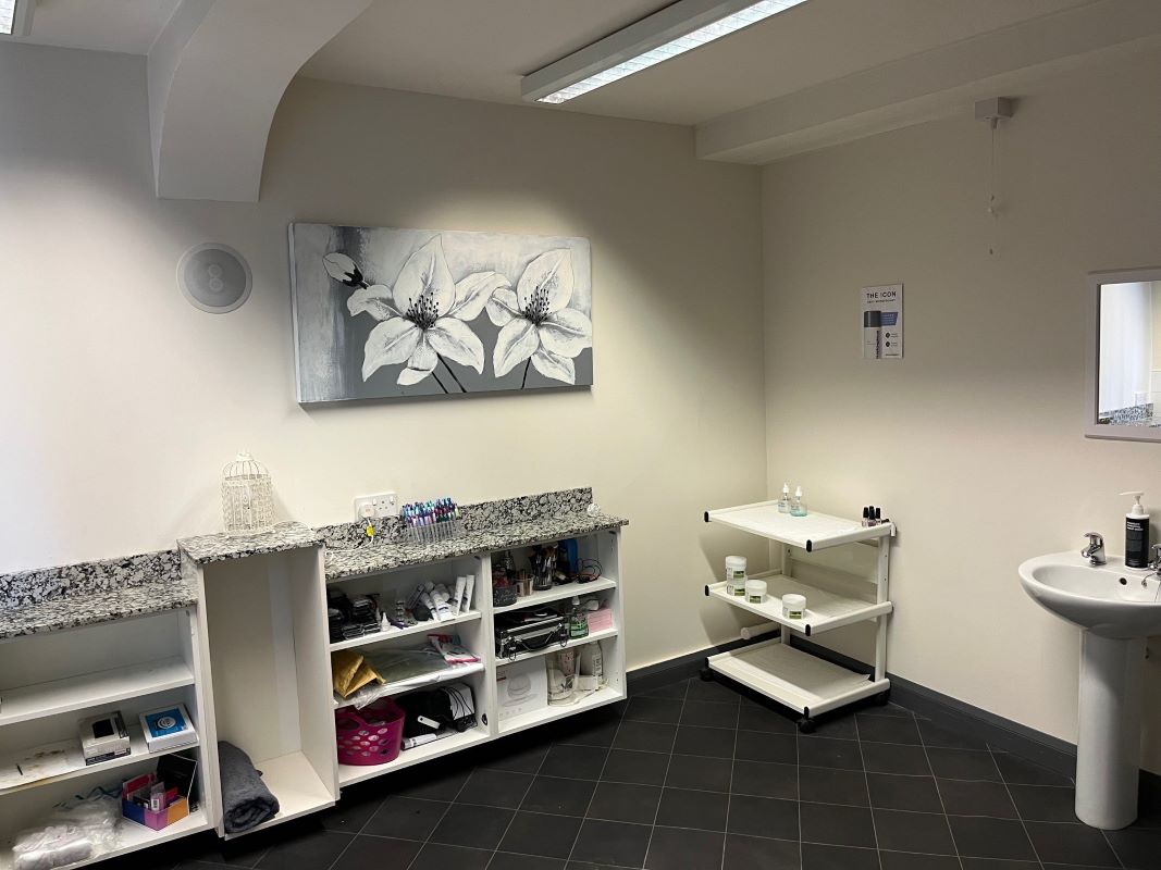 Freehold retail unit in Hereford