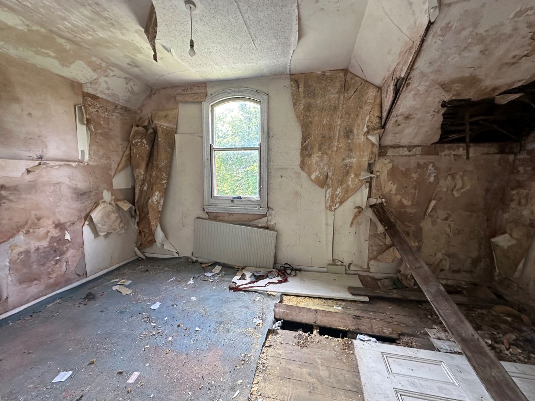 8 bedroom detached house in Harborne
