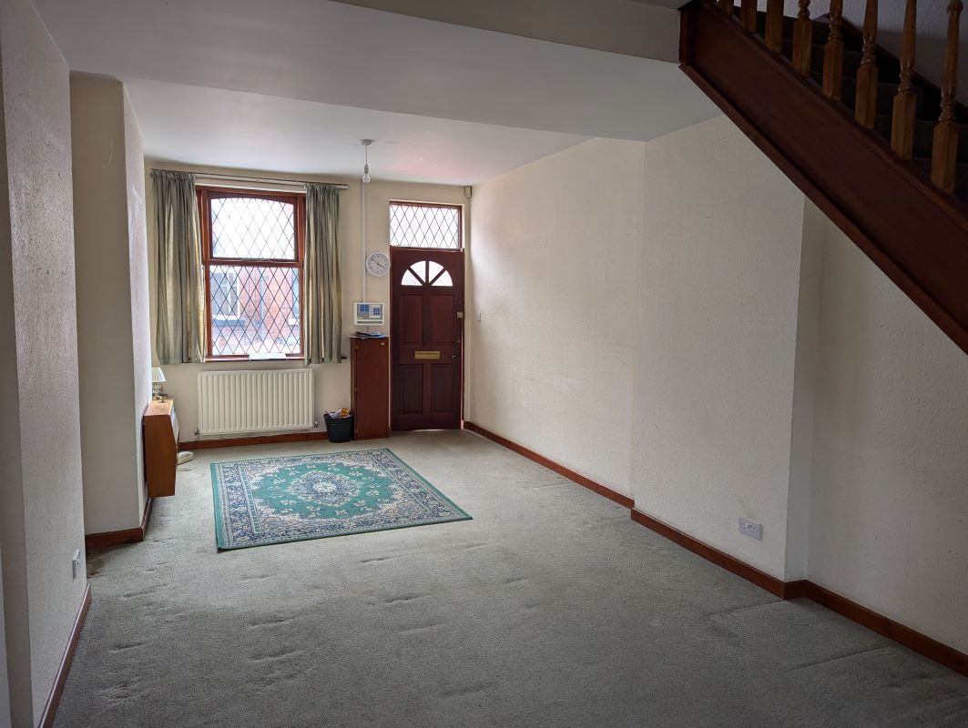 2 bedroom mid terraced house in Stoke on Trent
