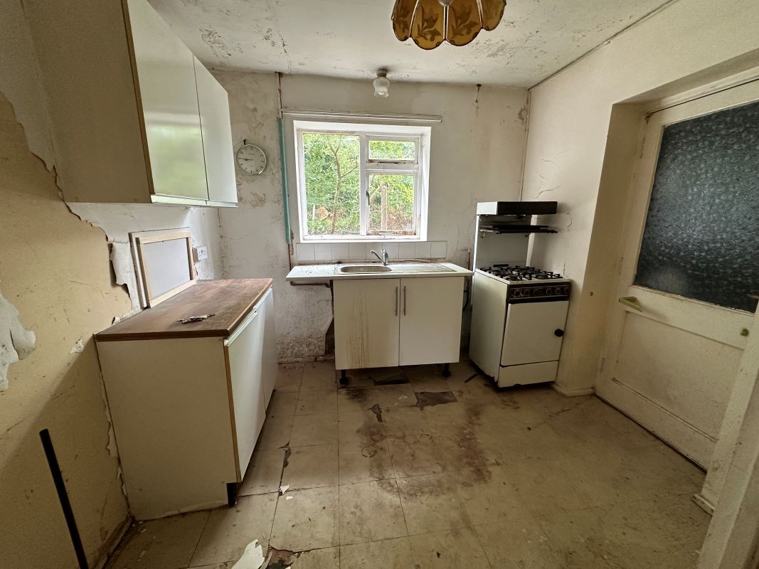 3 bedroom end terraced house in Sheldon