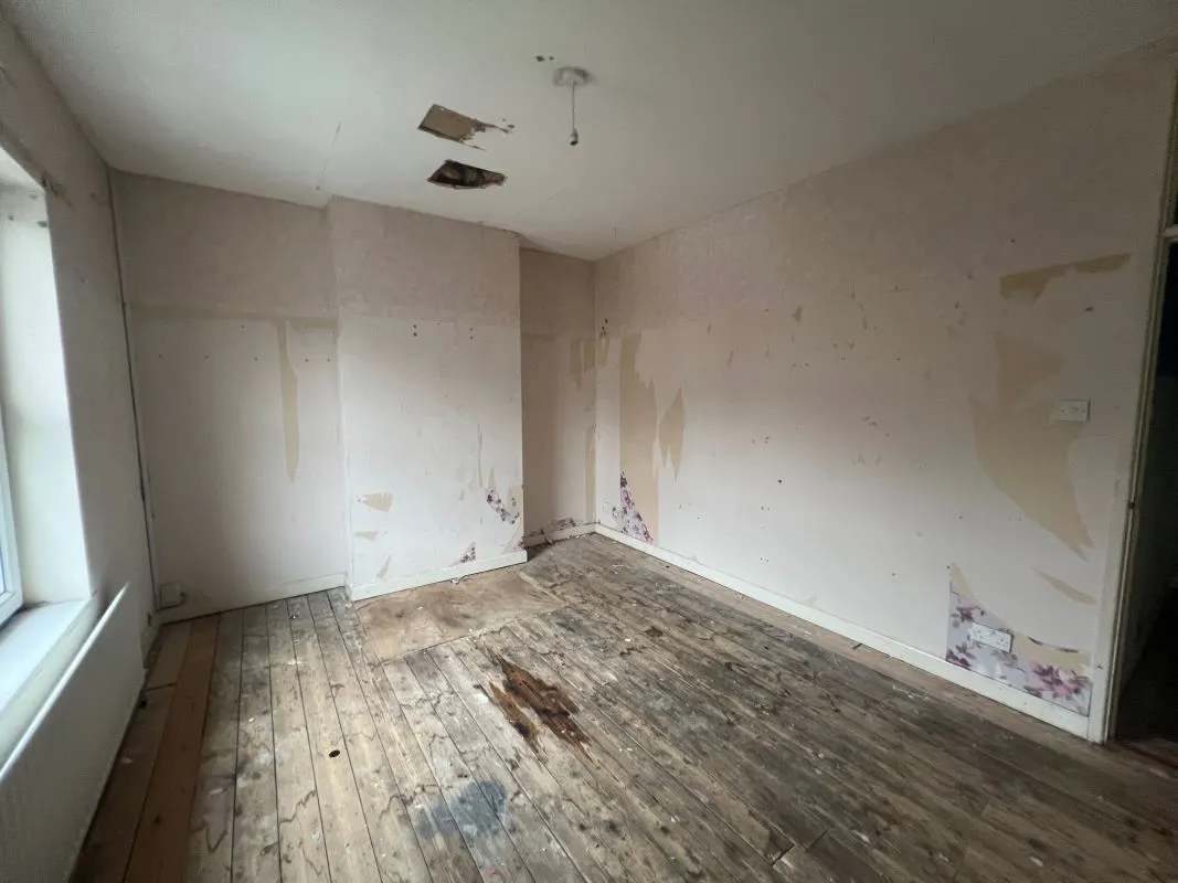 2 bedroom end terraced property in Walsall