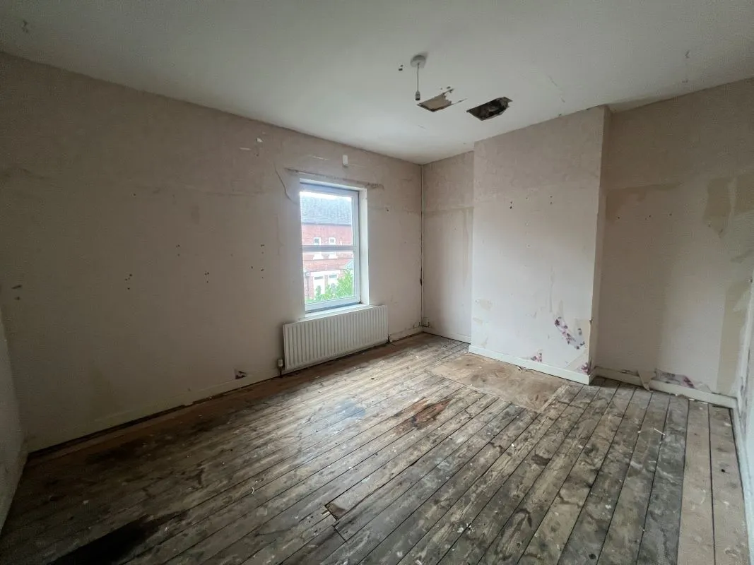 2 bedroom end terraced property in Walsall