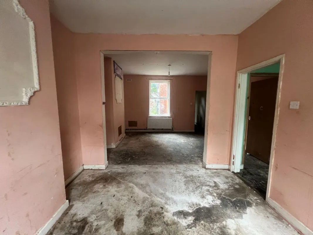 2 bedroom end terraced property in Walsall