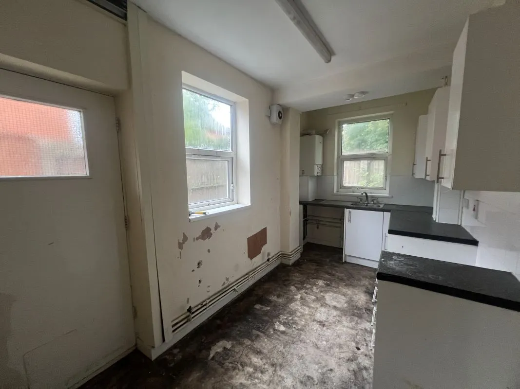 2 bedroom end terraced property in Walsall