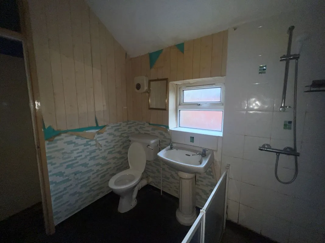 2 bedroom end terraced property in Walsall