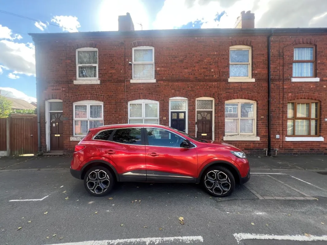 2 bedroom mid terraced property in Walsall