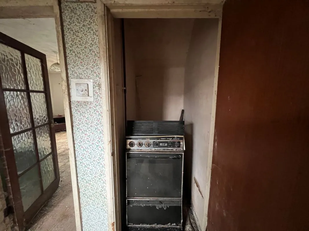 2 bedroom end terraced property in Bedworth