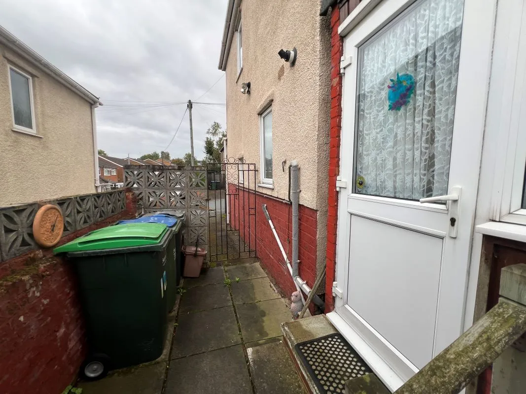 3 bedroom semi detached property in West Bromwich 