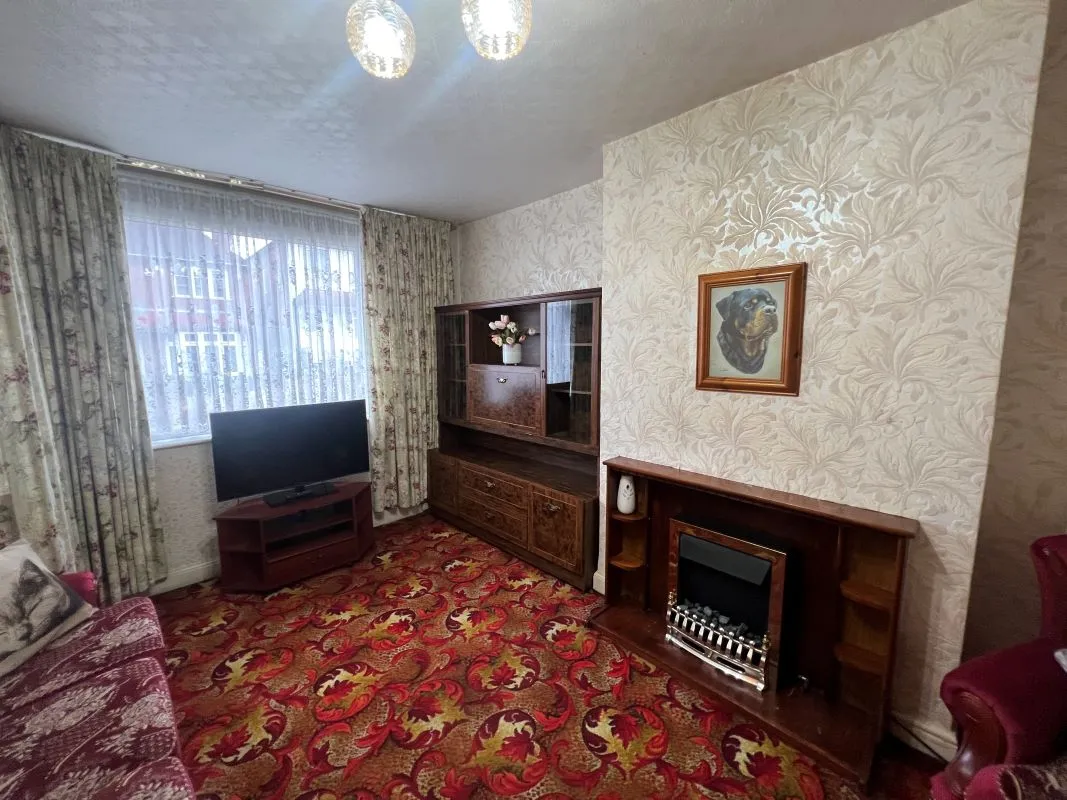 3 bedroom semi detached property in West Bromwich 