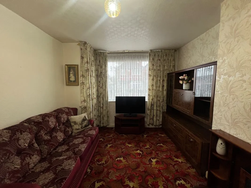 3 bedroom semi detached property in West Bromwich 
