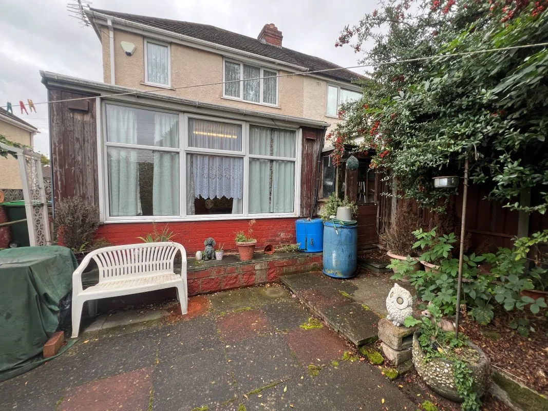 3 bedroom semi detached property in West Bromwich 
