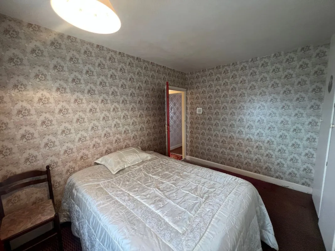 3 bedroom semi detached property in West Bromwich 