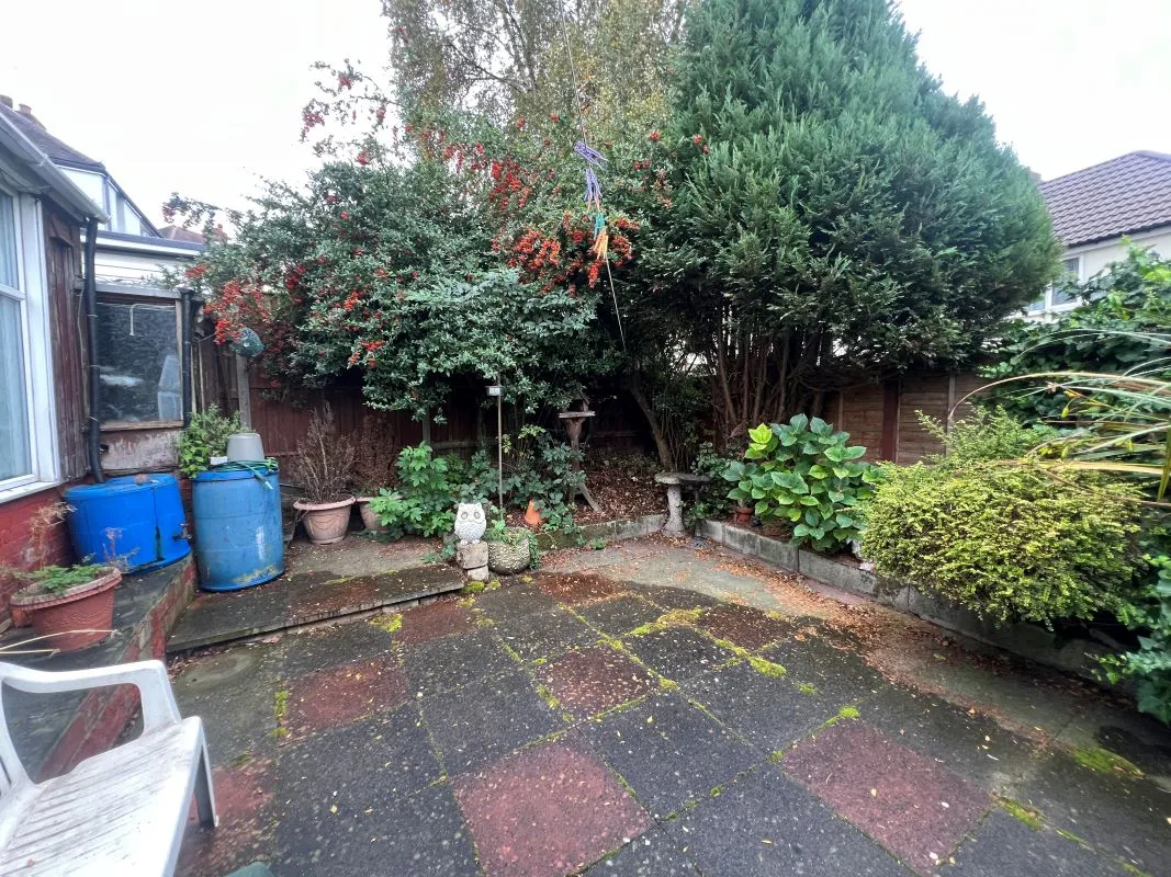 3 bedroom semi detached property in West Bromwich 