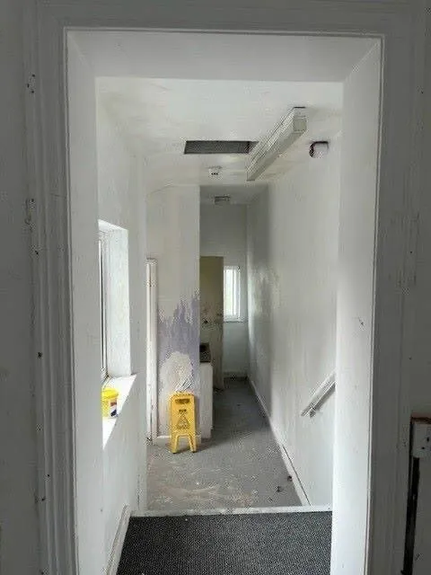 Freehold town centre office building in Walsall with prior planning approval for five studio flats