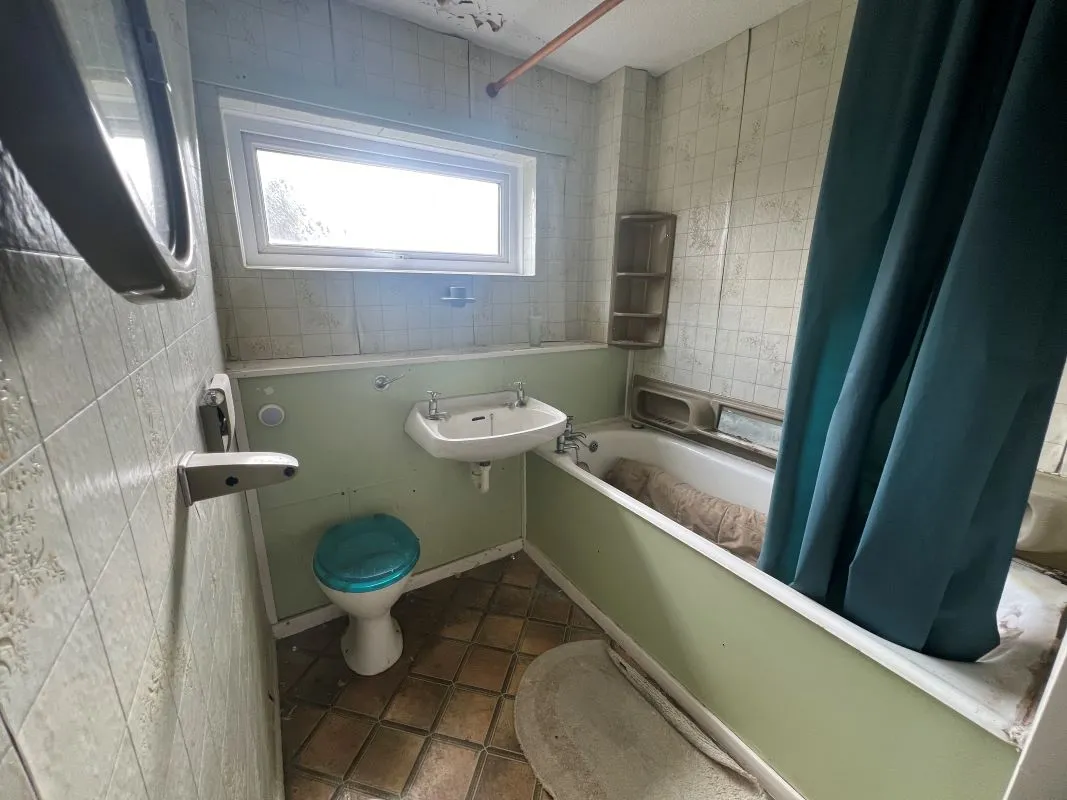 3 bedroom end terraced house in Castle Bromwich