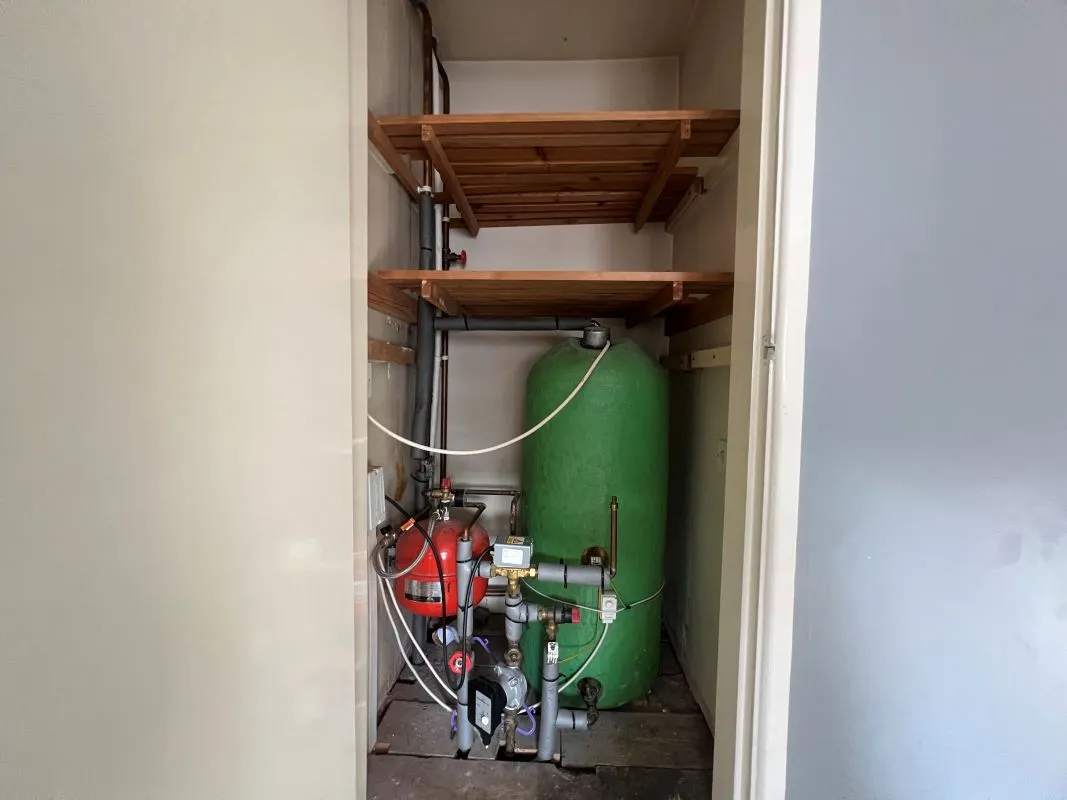 A 2 bedroom end terraced property in Walsall