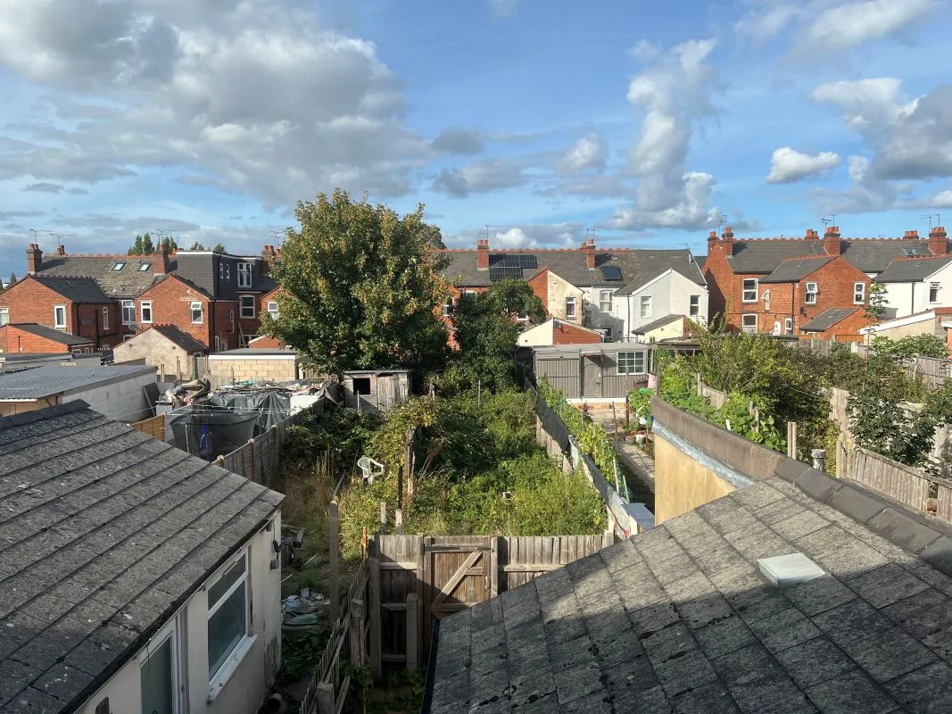 A 2 bedroom end terraced property in Walsall