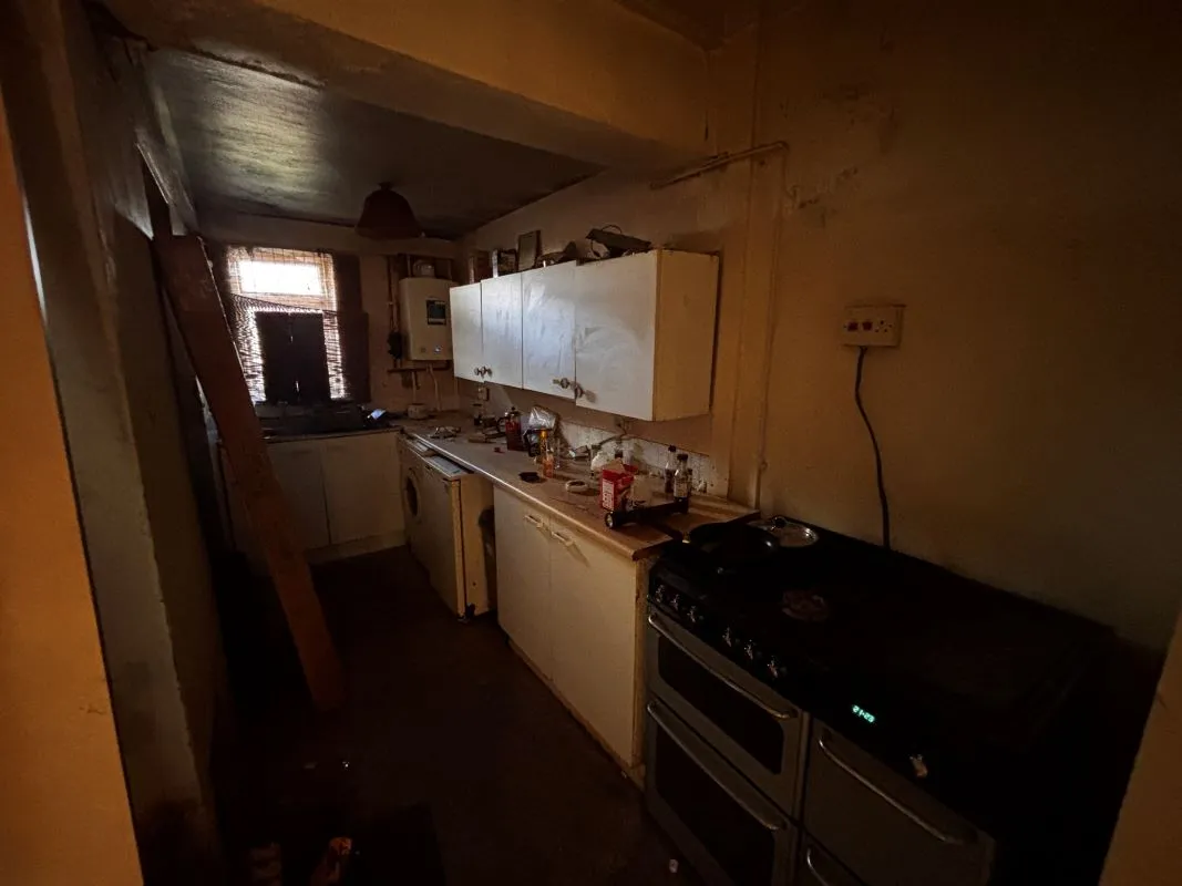 2 bedroom mid terraced property in Mansfield