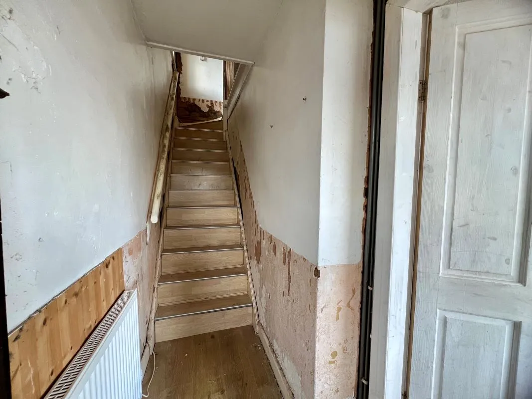 A 3 bedroom end terraced property in Birmingham.