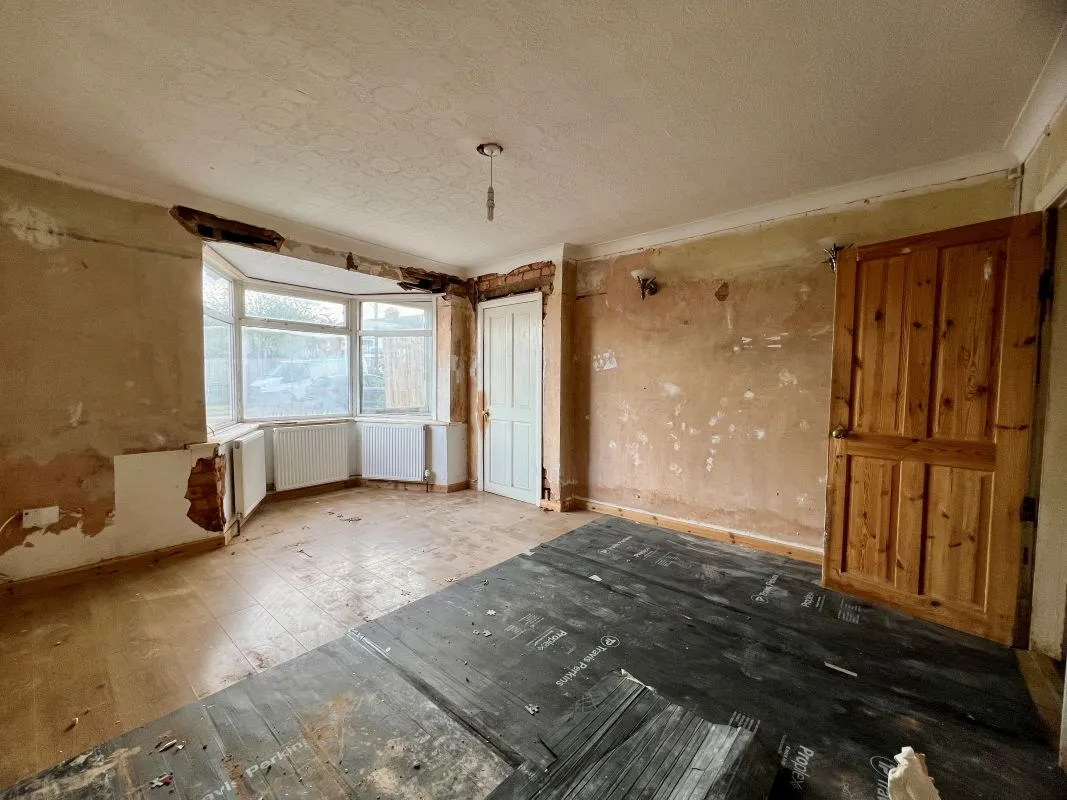 A 3 bedroom end terraced property in Birmingham.