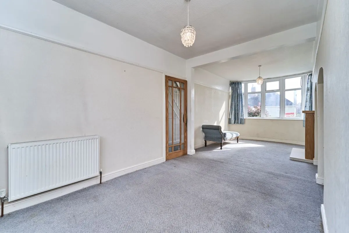 3 bedroom semi detached property in Wolverhampton