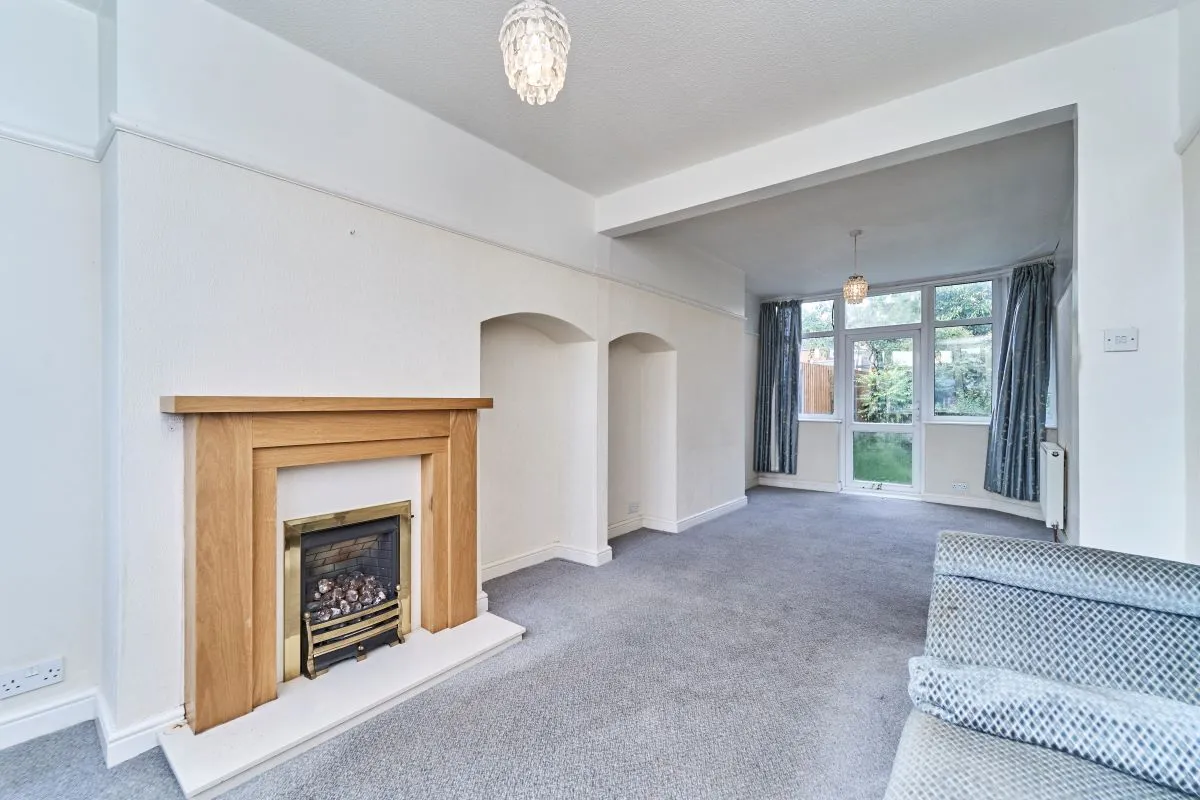 3 bedroom semi detached property in Wolverhampton