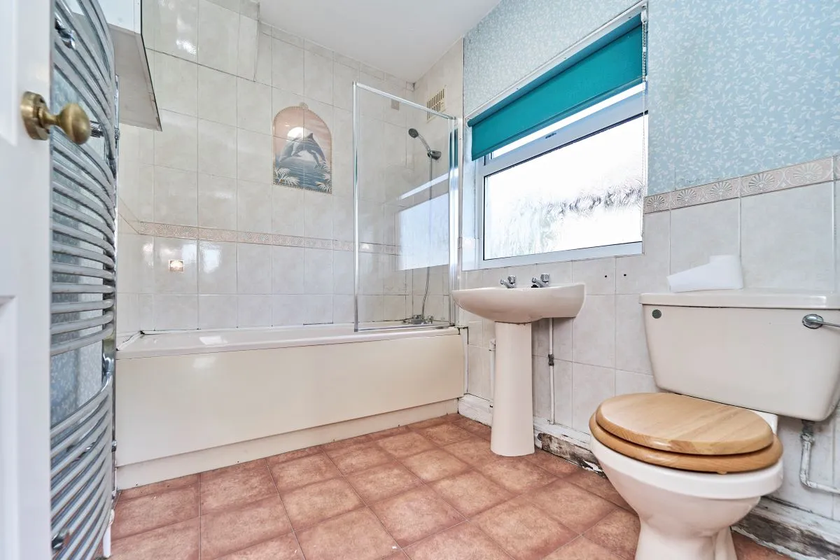 3 bedroom semi detached property in Wolverhampton