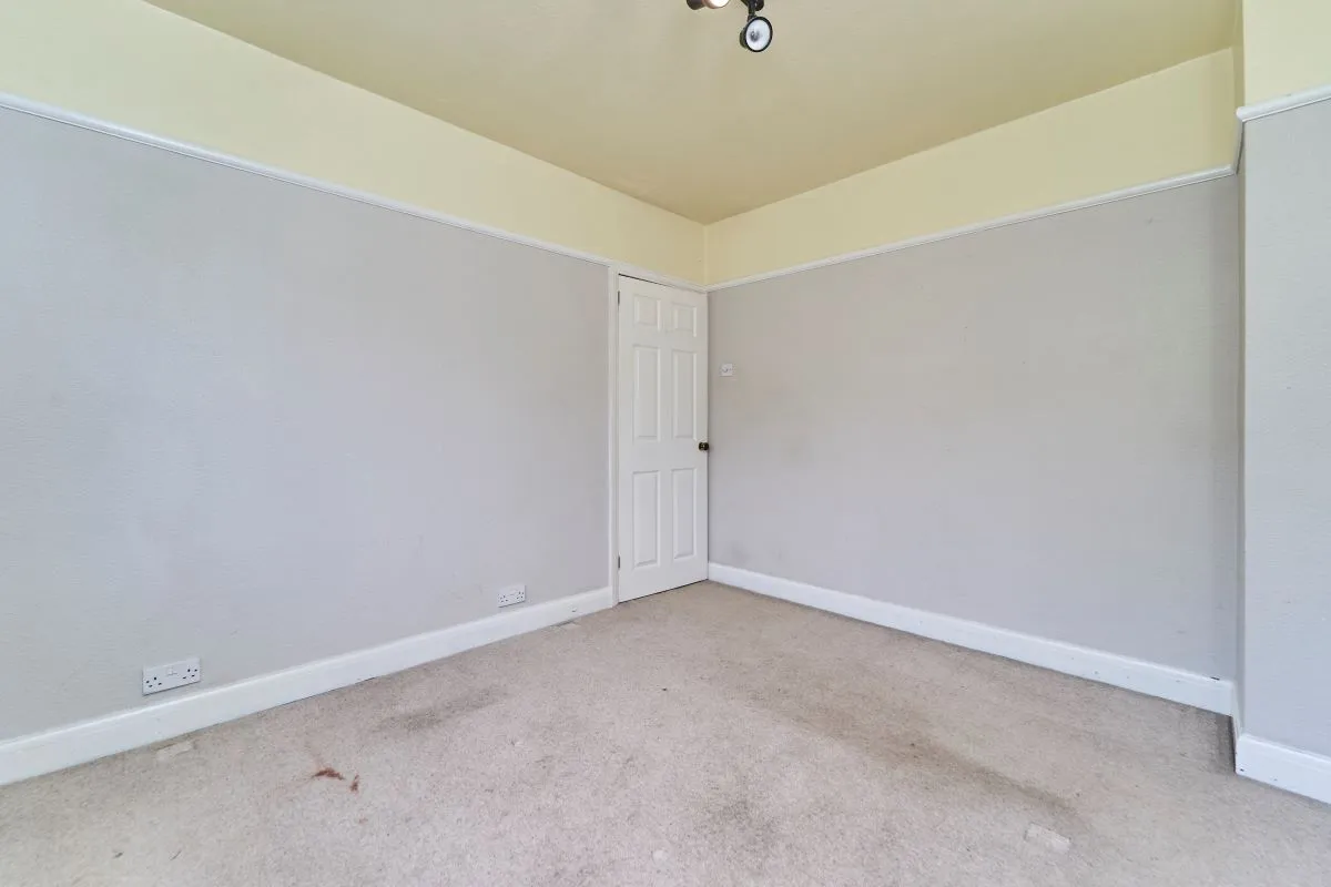3 bedroom semi detached property in Wolverhampton