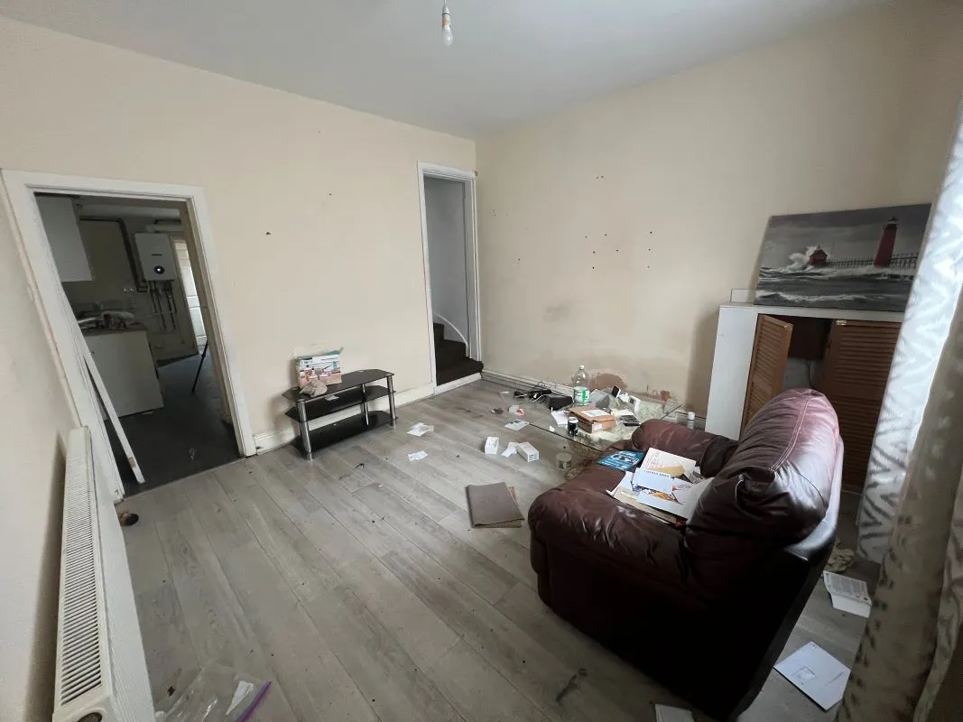 2 bedroom mid terraced property in Coventry