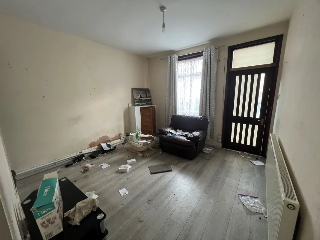 2 bedroom mid terraced property in Coventry