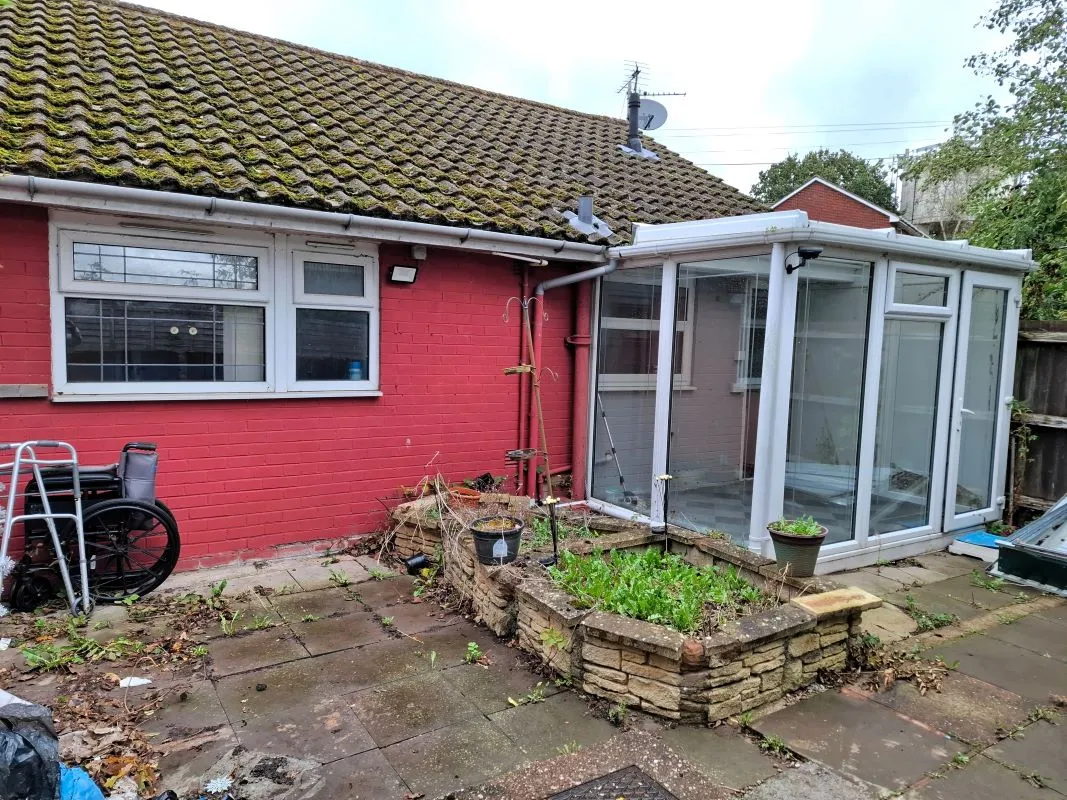 2 bedroom end terraced property in Essington, Wolverhampton 