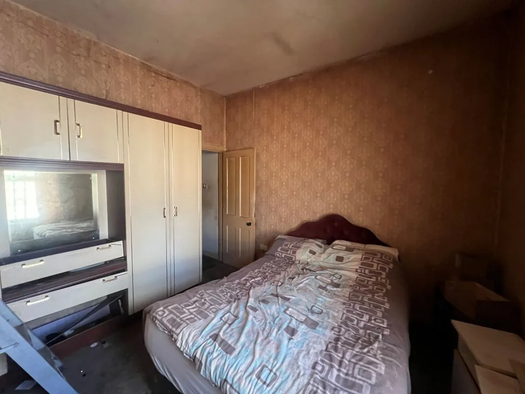 2 bedroom mid terraced property in Aston