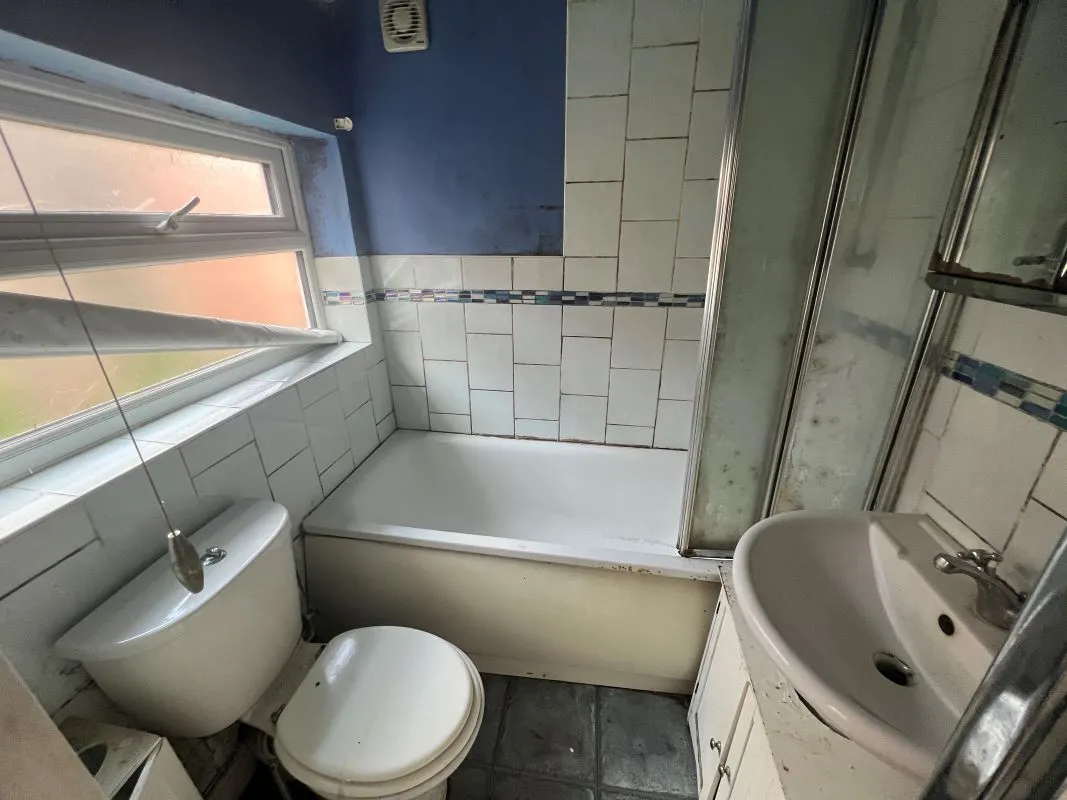 3 bedroom mid terraced property in Kidderminster
