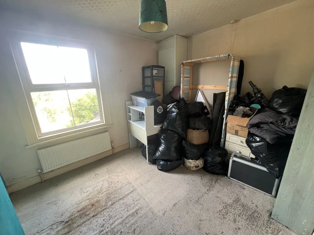 3 bedroom mid terraced property in Kidderminster
