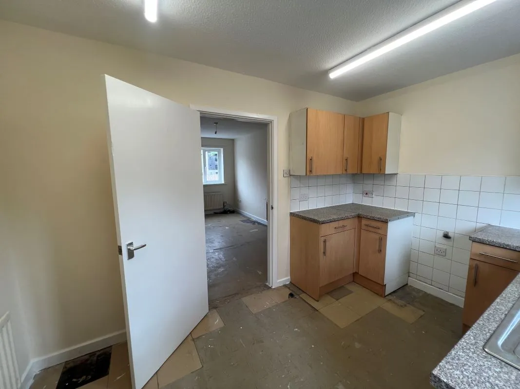 A 2 bedroom mid terraced property in Walsall.