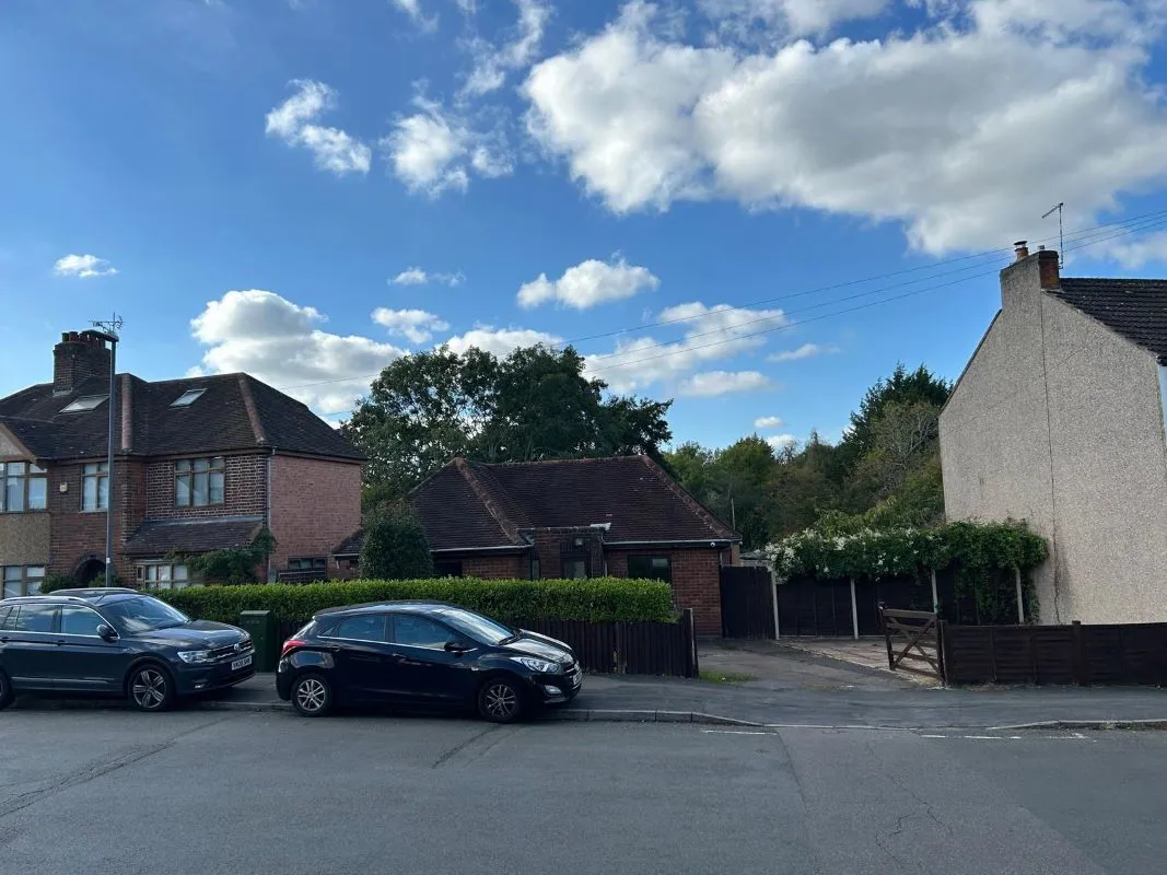A detached 2 bedroom bungalow in Rugby.