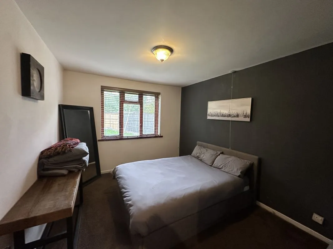 A detached 2 bedroom bungalow in Rugby.