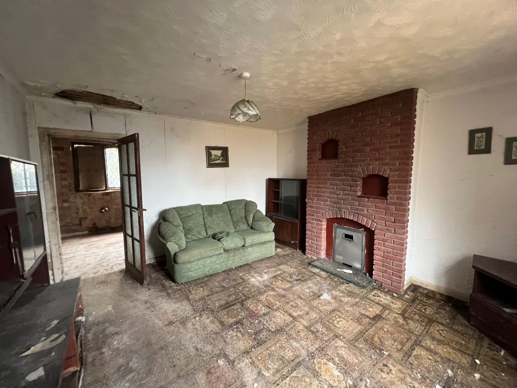 2 bedroom end terraced property in Bedworth